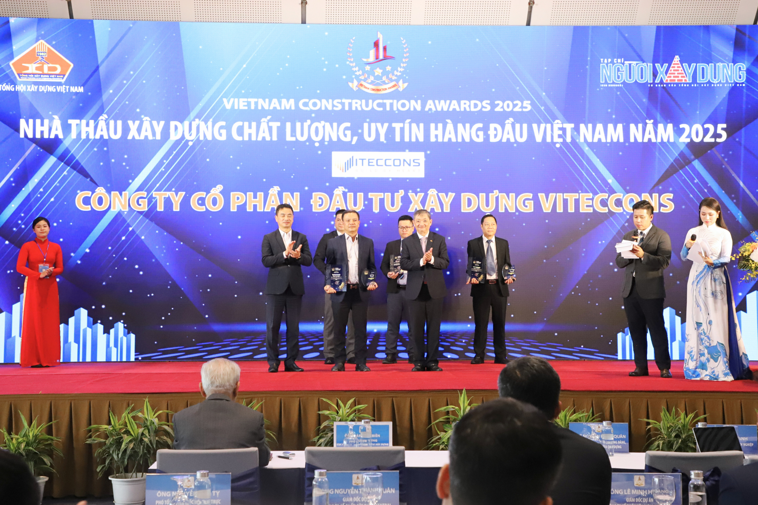 VITECONS VINH DỰ NHẬN GIẢI “NHÀ THẦU UY TÍN, CHẤT LƯỢNG HÀNG ĐẦU VIỆT NAM 2025"